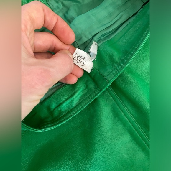 Vintage 80s Genuine Leather Pencil Skirt High Waist knee length skirt made Italy - Picture 5 of 16